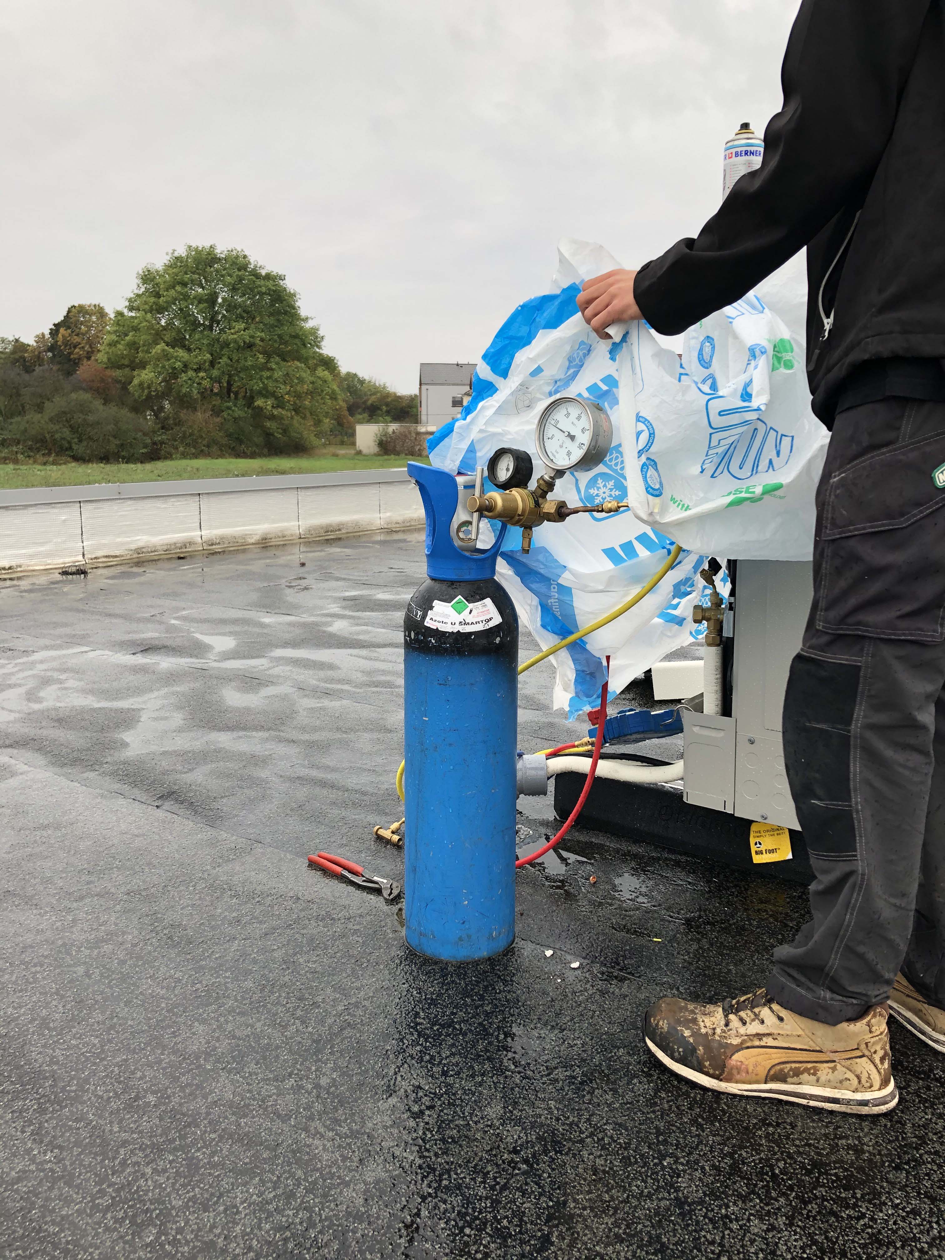 photo de la prestation Test d'étanchéité a l'azote circuit frigorifique